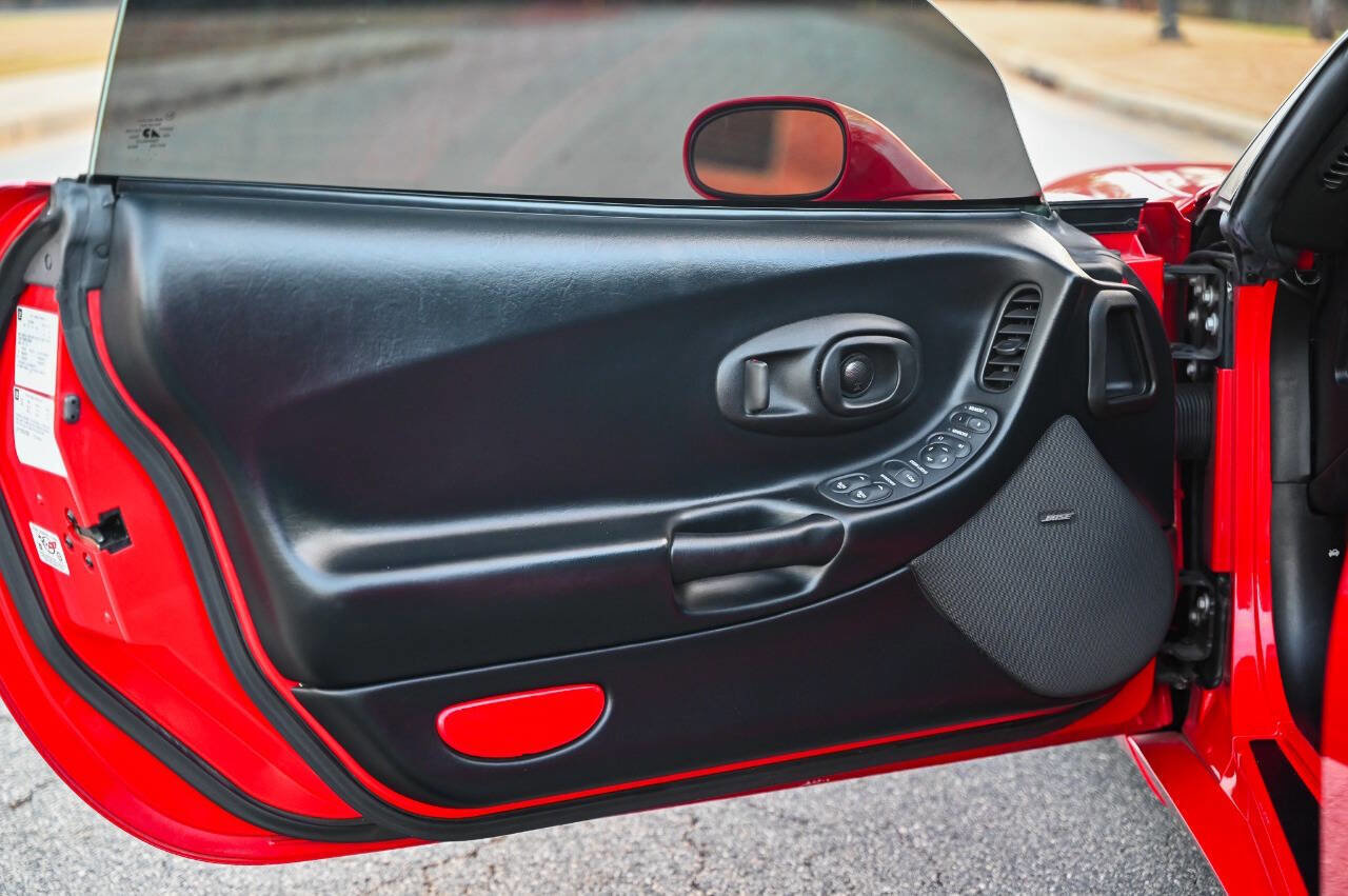 Used 2002 Chevrolet Corvette Z06 w/ Memory Pkg image 74