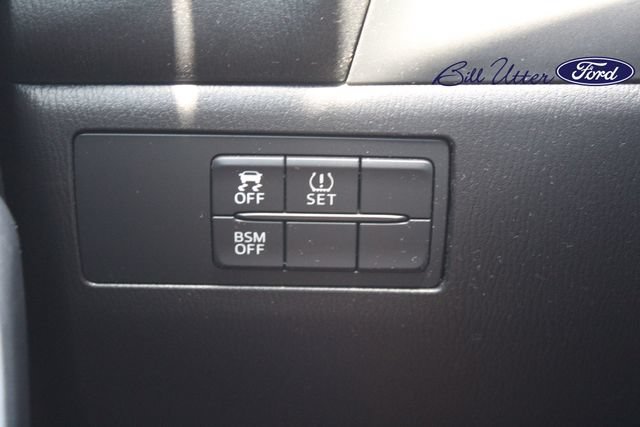 Used 2016 MAZDA MAZDA3 i Touring FWD image 21
