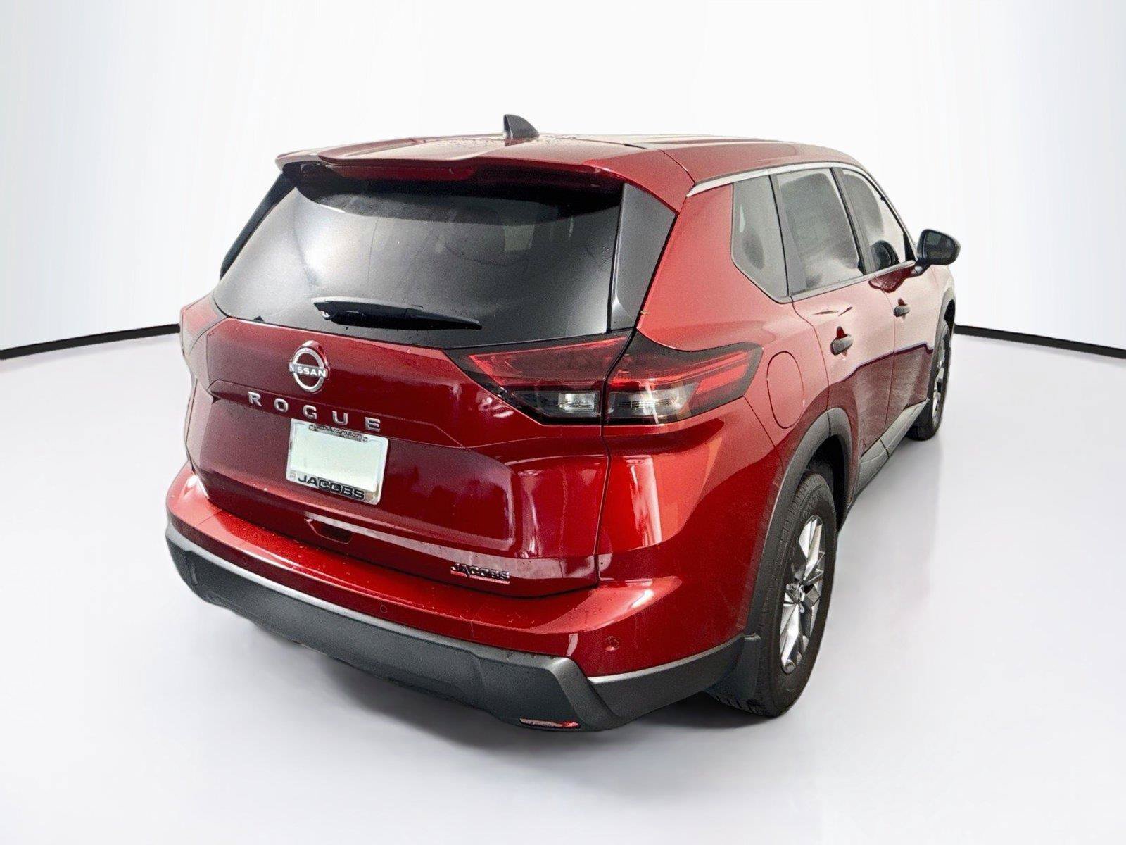 Used 2026 Nissan Rogue S FWD image 6