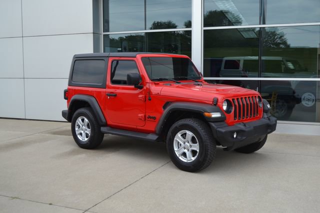 Used 2022 Jeep Wrangler Sport AWD/4WD image 7