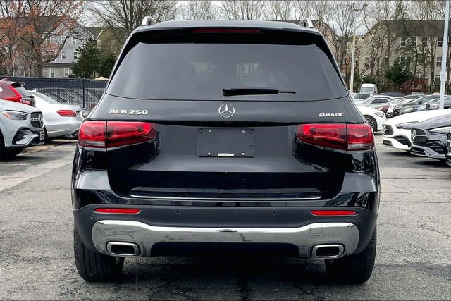 Certified 2022 Mercedes-Benz GLB 250 4MATIC image 3