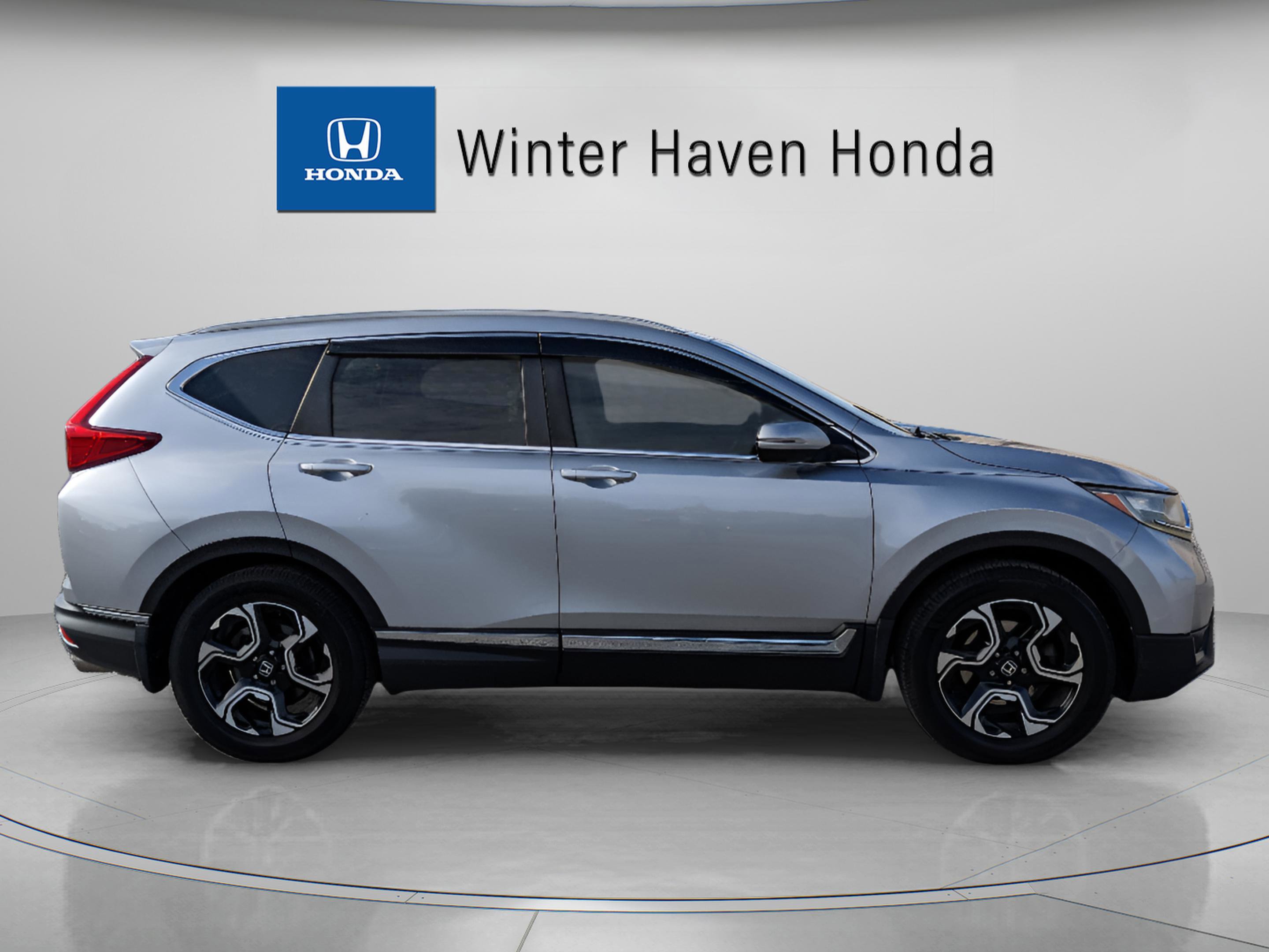 Used 2018 Honda CR-V Touring image 9