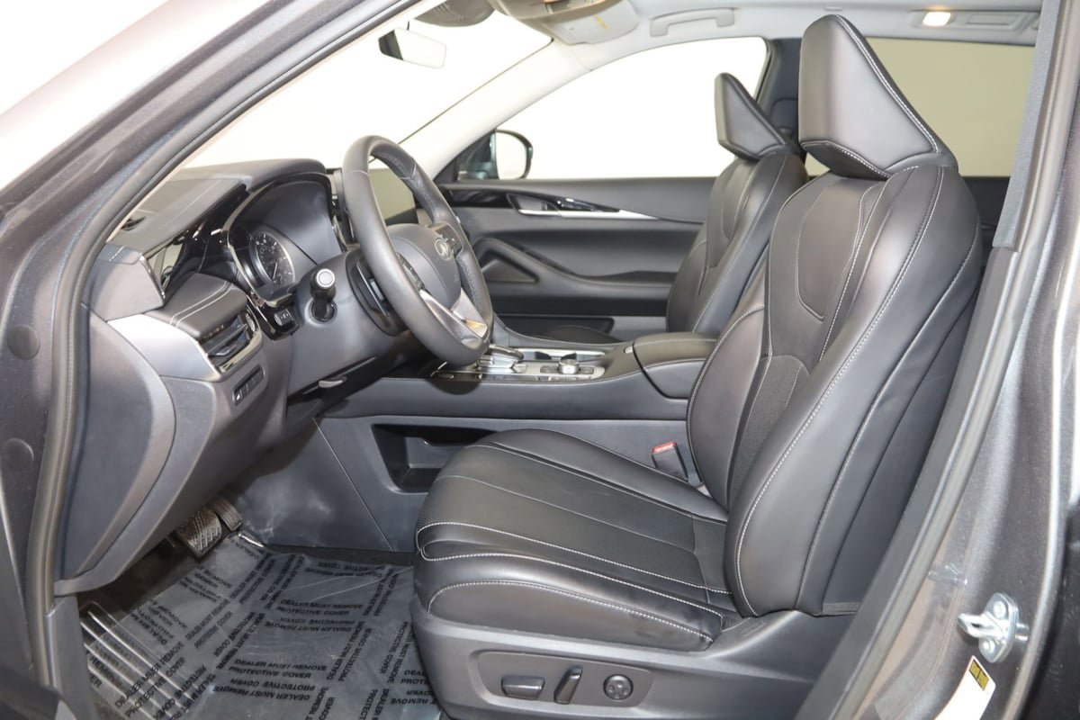 Used 2025 INFINITI QX60 Pure AWD/4WD image 12