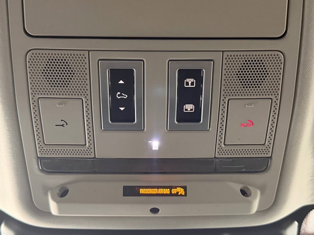 Used 2022 Land Rover Range Rover Evoque S image 26