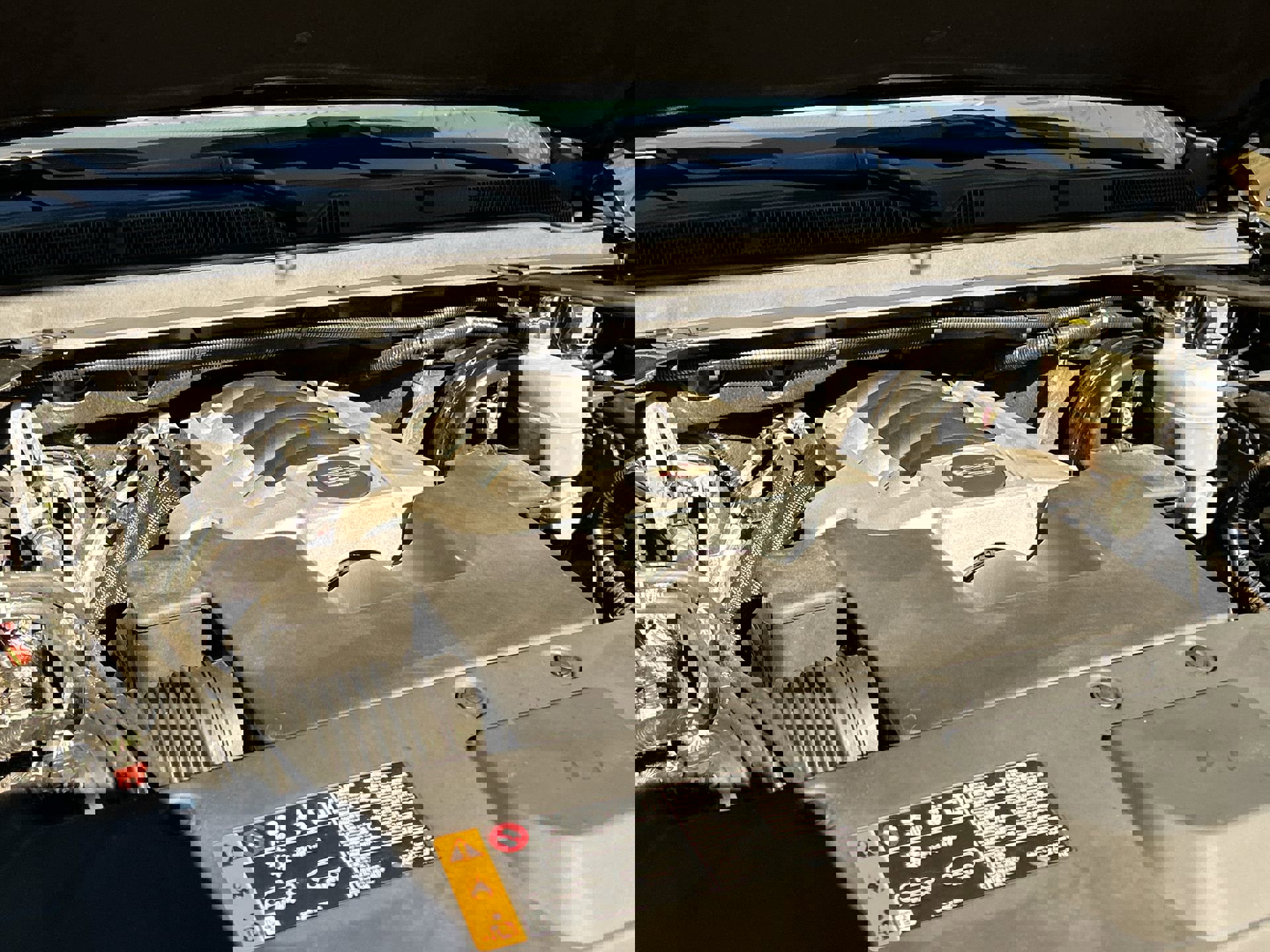 Used 2019 Cadillac Escalade Platinum image 35