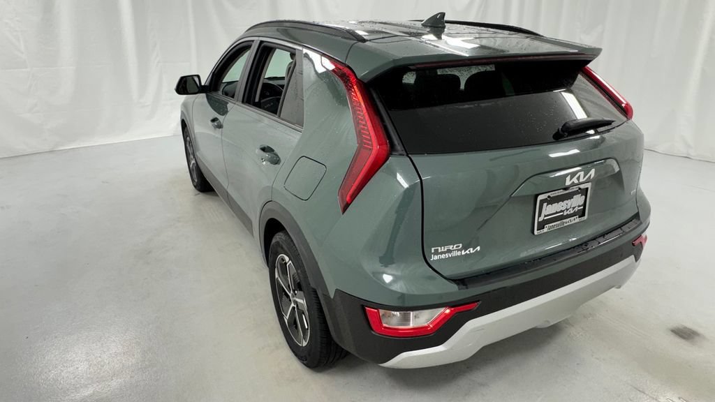 Used 2024 Kia Niro EX FWD image 5