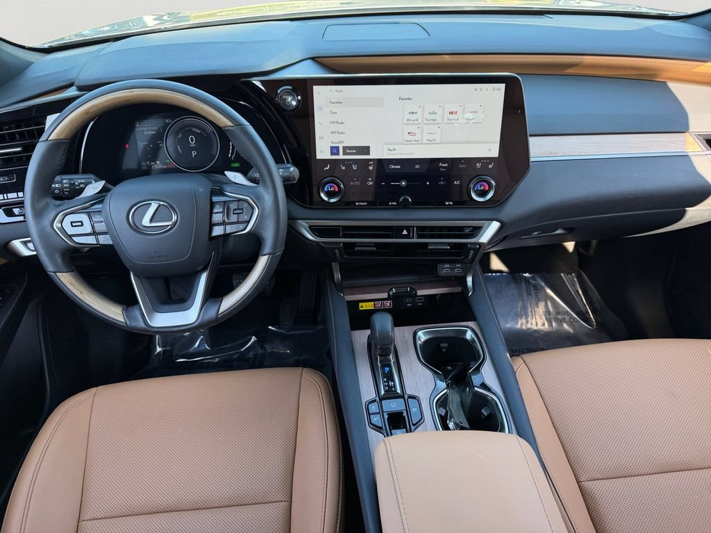 Used 2023 Lexus RX 350h w/ Accessory Package (2T) AWD/4WD image 13