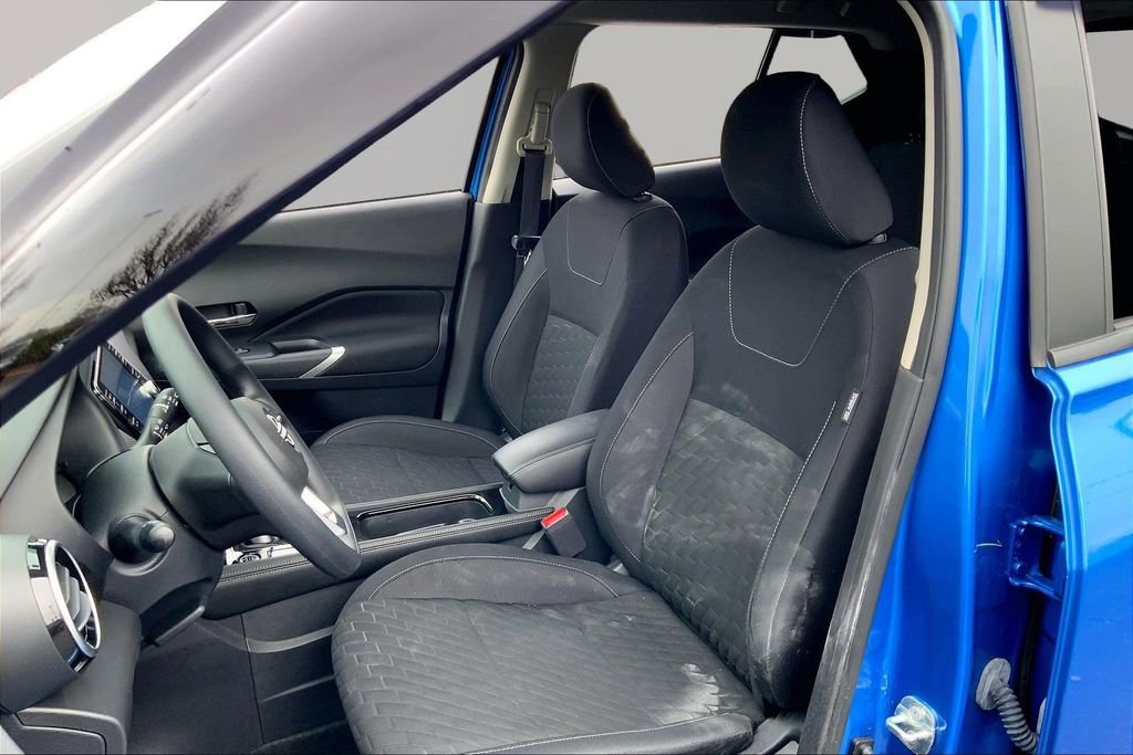 Used 2023 Nissan Kicks SV image 15