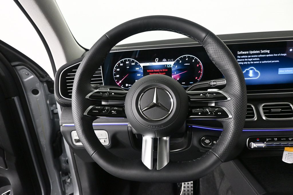 New 2026 Mercedes-Benz GLS 450 4MATIC video 2