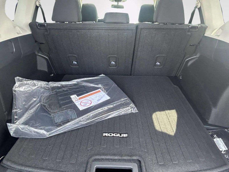 New 2026 Nissan Rogue SV image 20