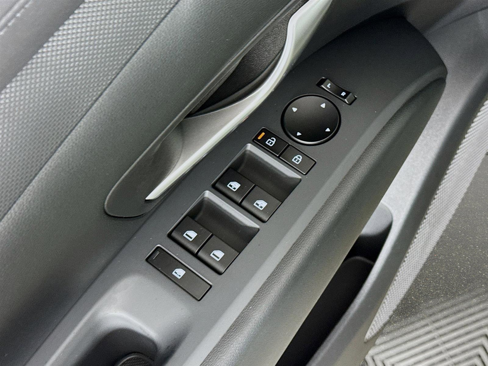 New 2026 Hyundai Santa Cruz SEL FWD image 18