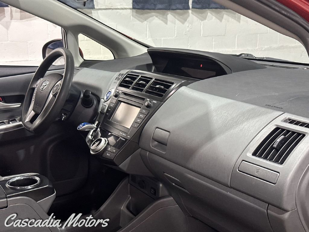 Used 2012 Toyota Prius V Three image 18