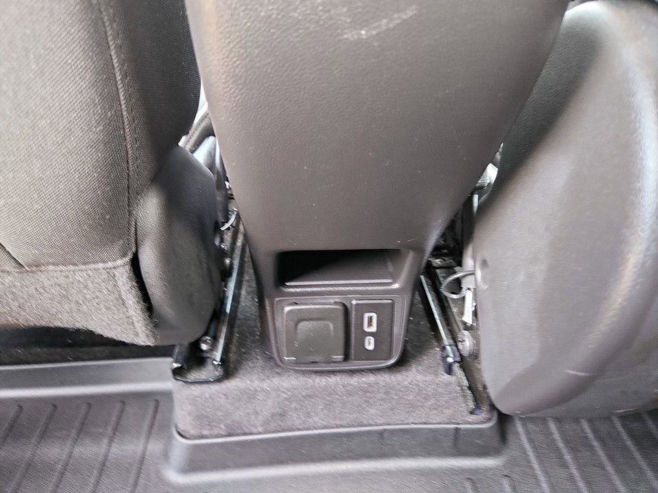 Used 2021 Chevrolet TrailBlazer LT w/ Convenience Package FWD image 29