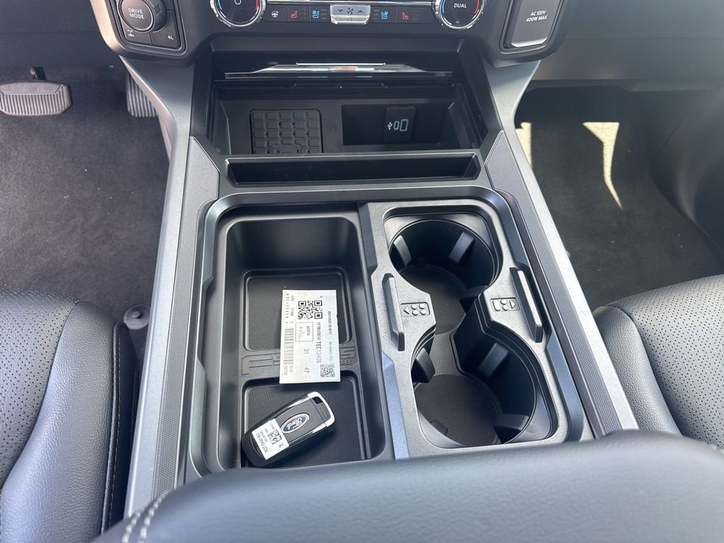 New 2026 Ford F350 Lariat w/ Black Appearance Package image 17