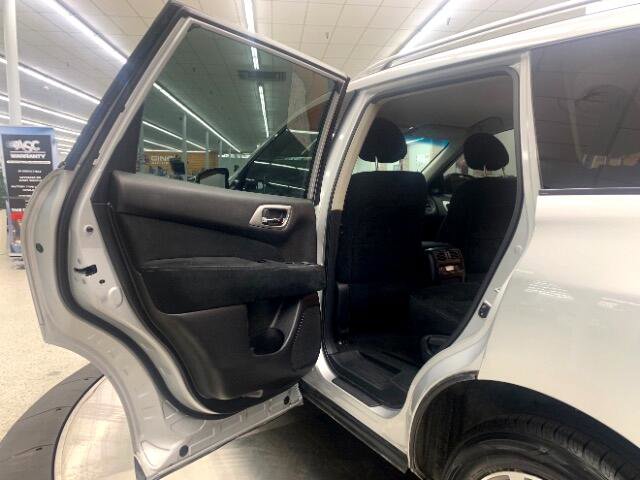 Used 2016 Nissan Pathfinder S image 21