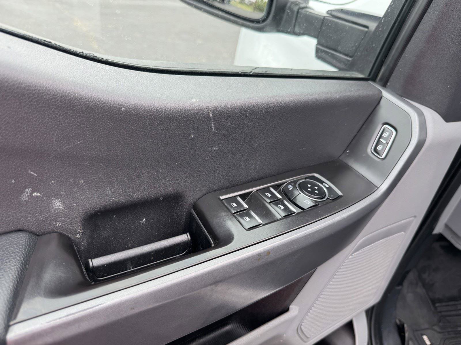 Used 2024 Ford F250 XLT w/ FX4 Off-Road Package image 21