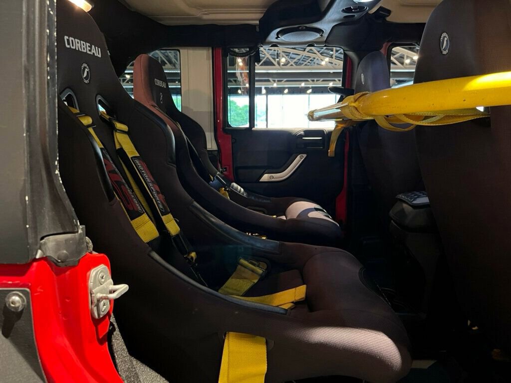 Used 2014 Jeep Wrangler Unlimited Rubicon w/ Max Tow Package image 33