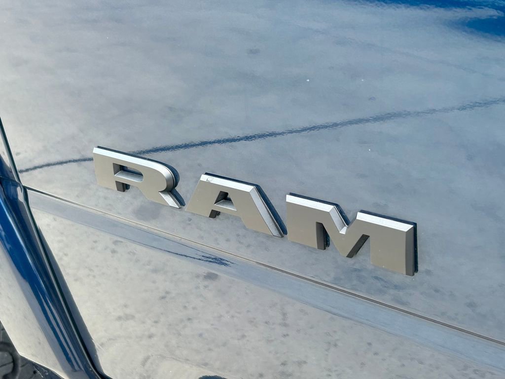 Used 2022 RAM 2500 Laramie w/ Night Edition image 16