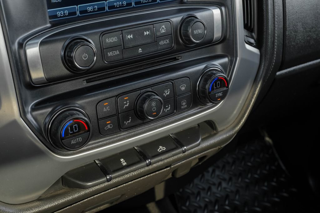 Used 2018 GMC Sierra 1500 SLE w/ SLE Value Package image 24