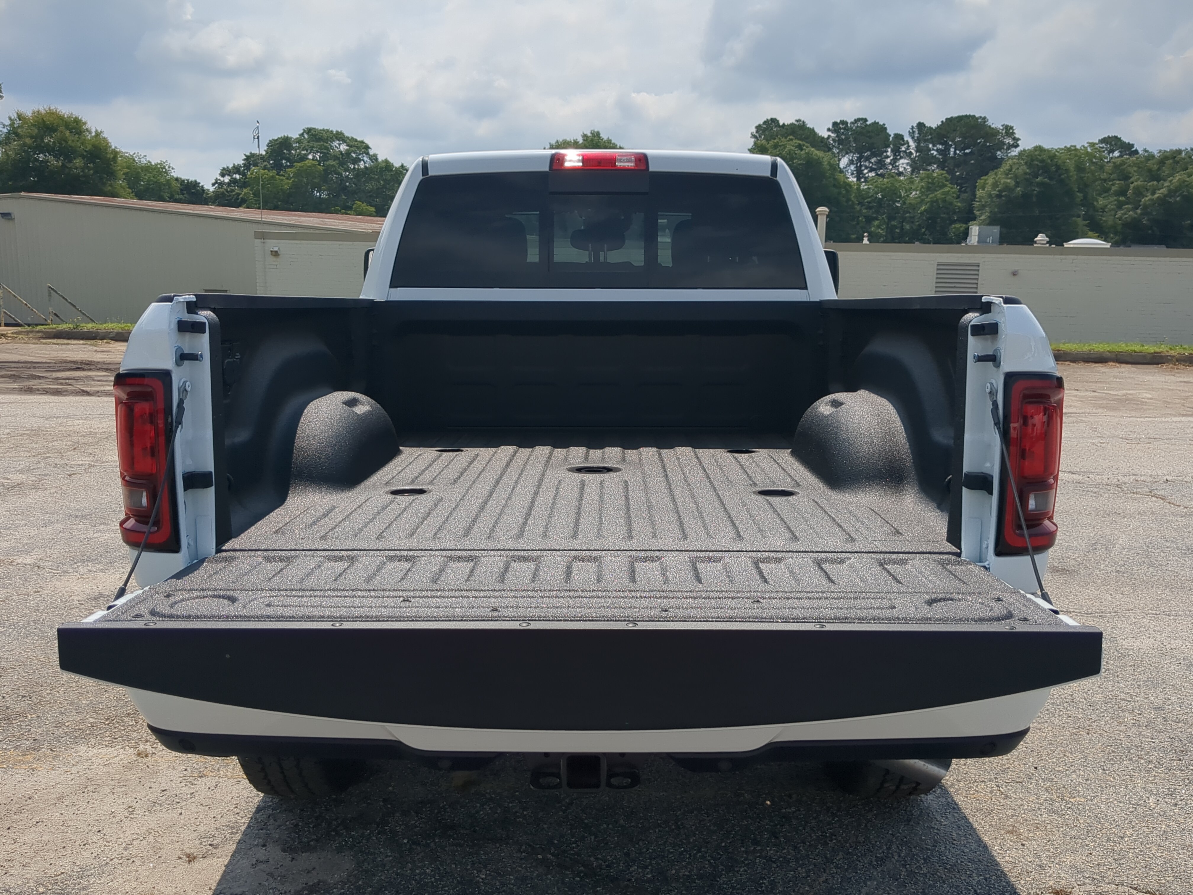 New 2026 RAM 2500 Tradesman AWD/4WD image 12