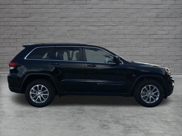 Certified 2022 Jeep Grand Cherokee Laredo E RWD image 5