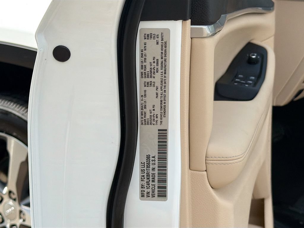 New 2026 Jeep Grand Cherokee L Limited AWD/4WD image 44