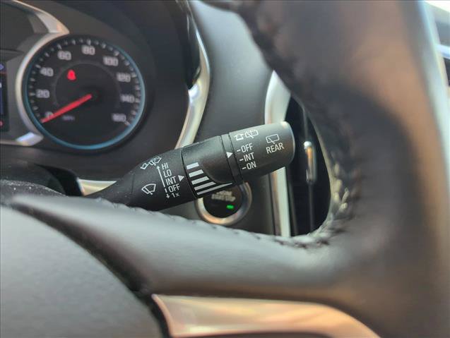 Used 2021 Chevrolet Traverse LT FWD image 19