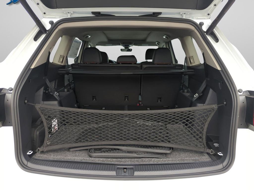 New 2026 Volkswagen Atlas Peak Edition image 37