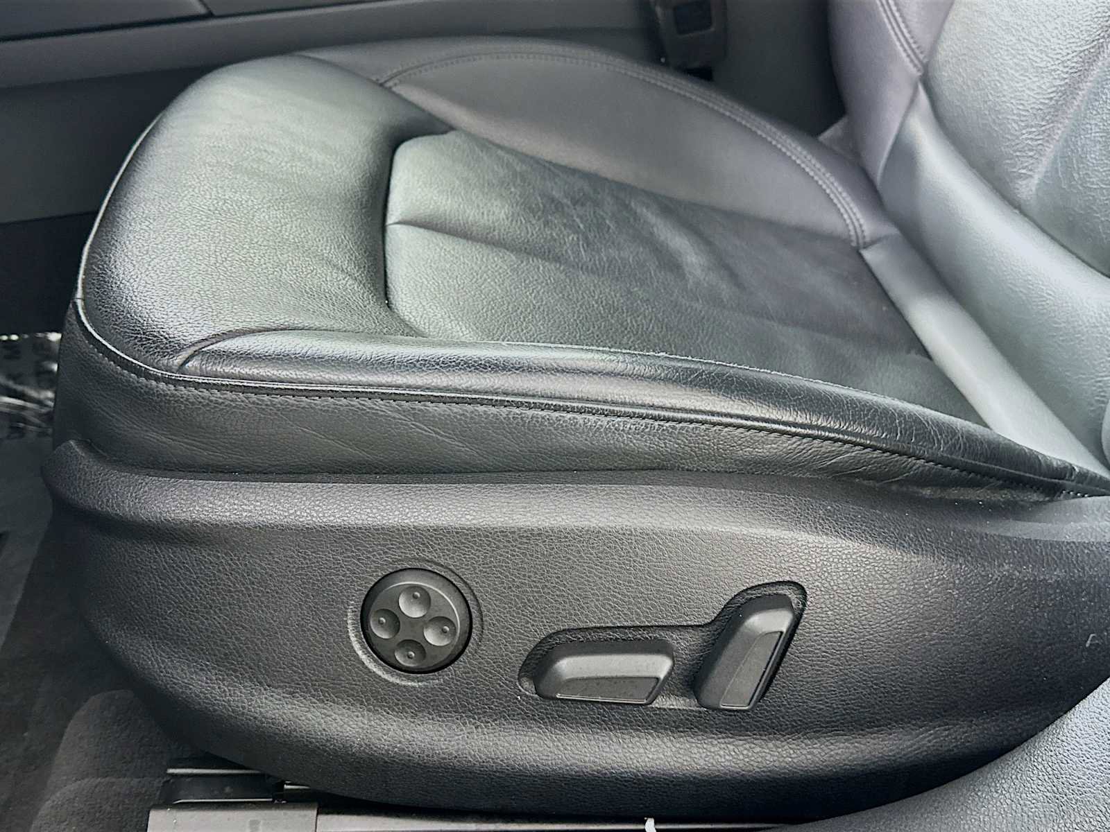 Used 2019 Audi A3 2.0T Premium w/ Convenience Package image 17