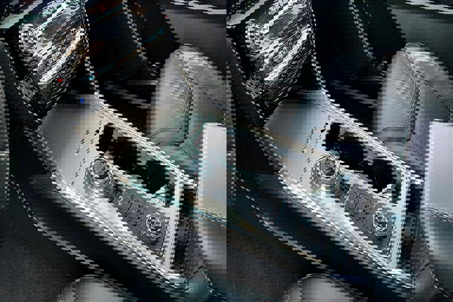 Used 2021 Ford Explorer Platinum w/ Equipment Group 601A image 18