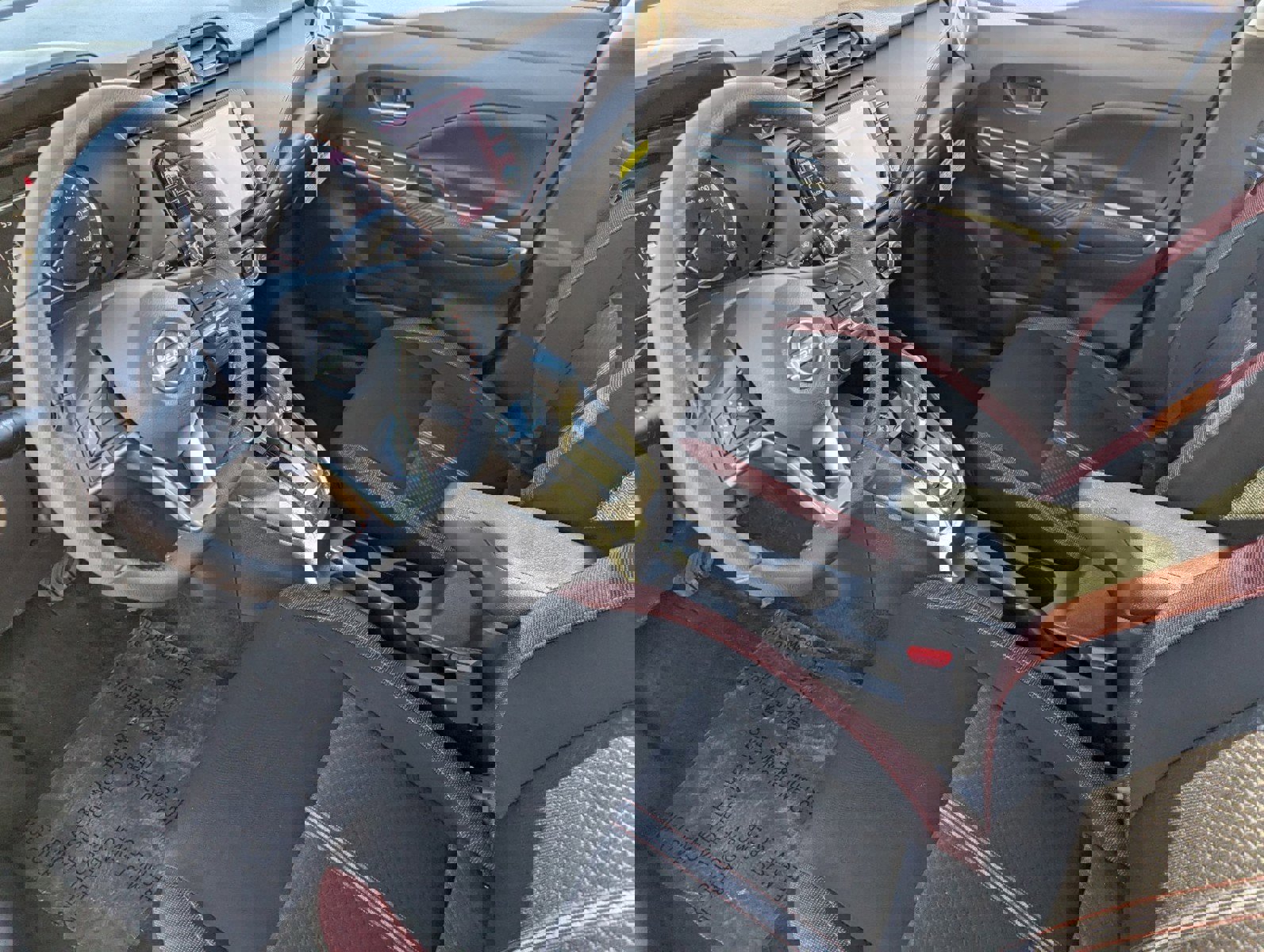 New 2025 Nissan Versa SR w/ Trunk Package image 9