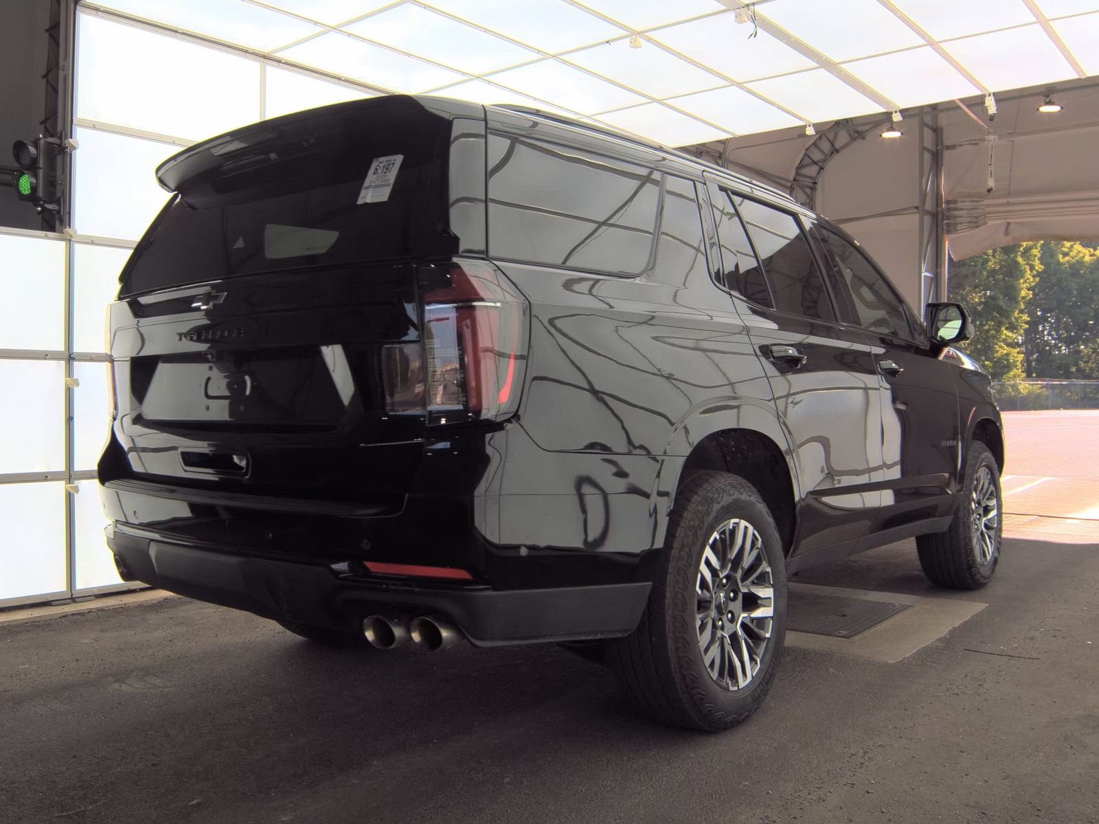 Used 2026 Chevrolet Tahoe Z71 AWD/4WD image 4