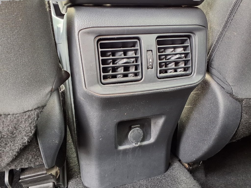 Used 2025 Toyota RAV4 LE AWD/4WD image 23