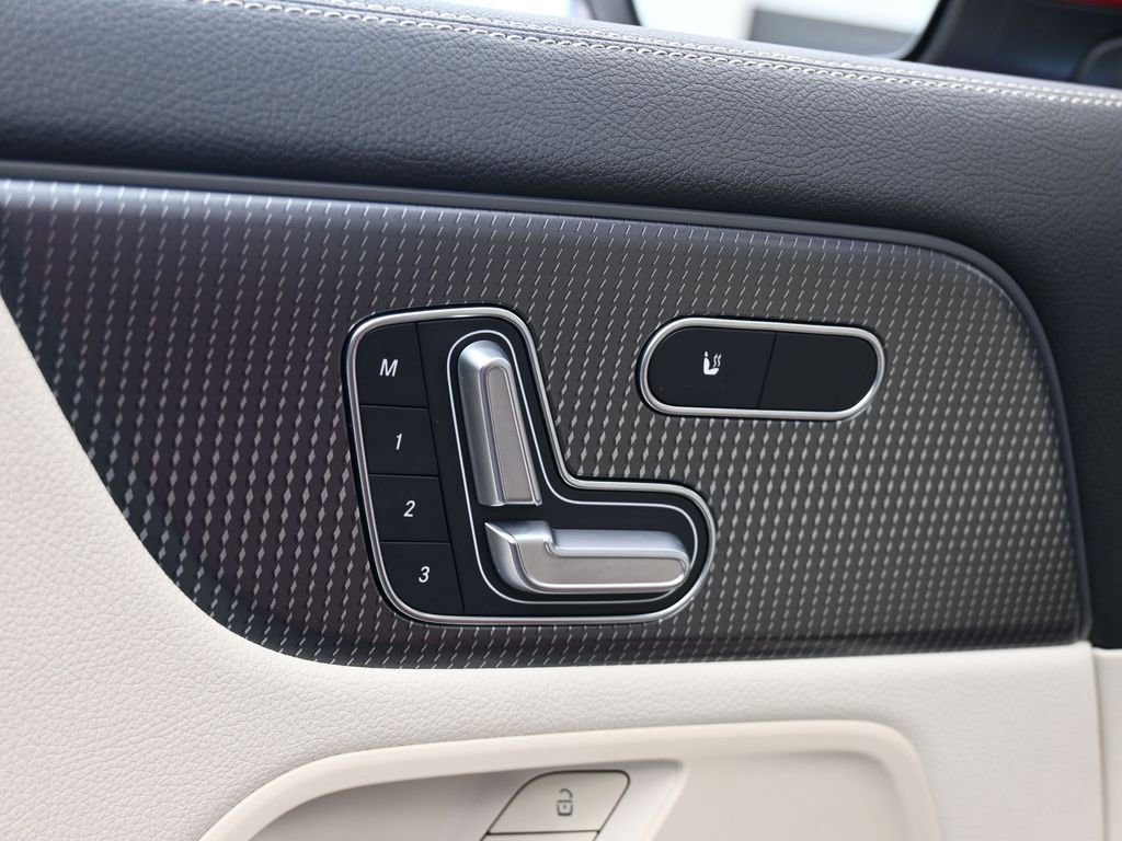 Used 2022 Mercedes-Benz GLA 250 image 17