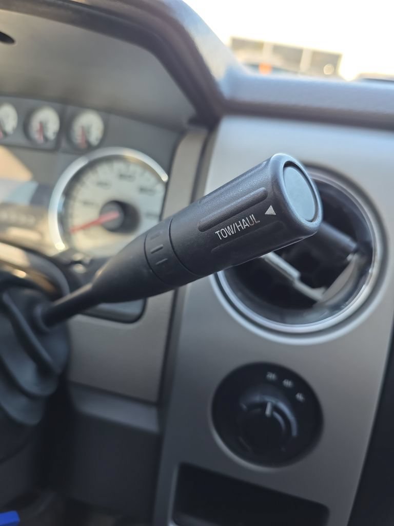 Used 2010 Ford F150 XLT AWD/4WD image 27