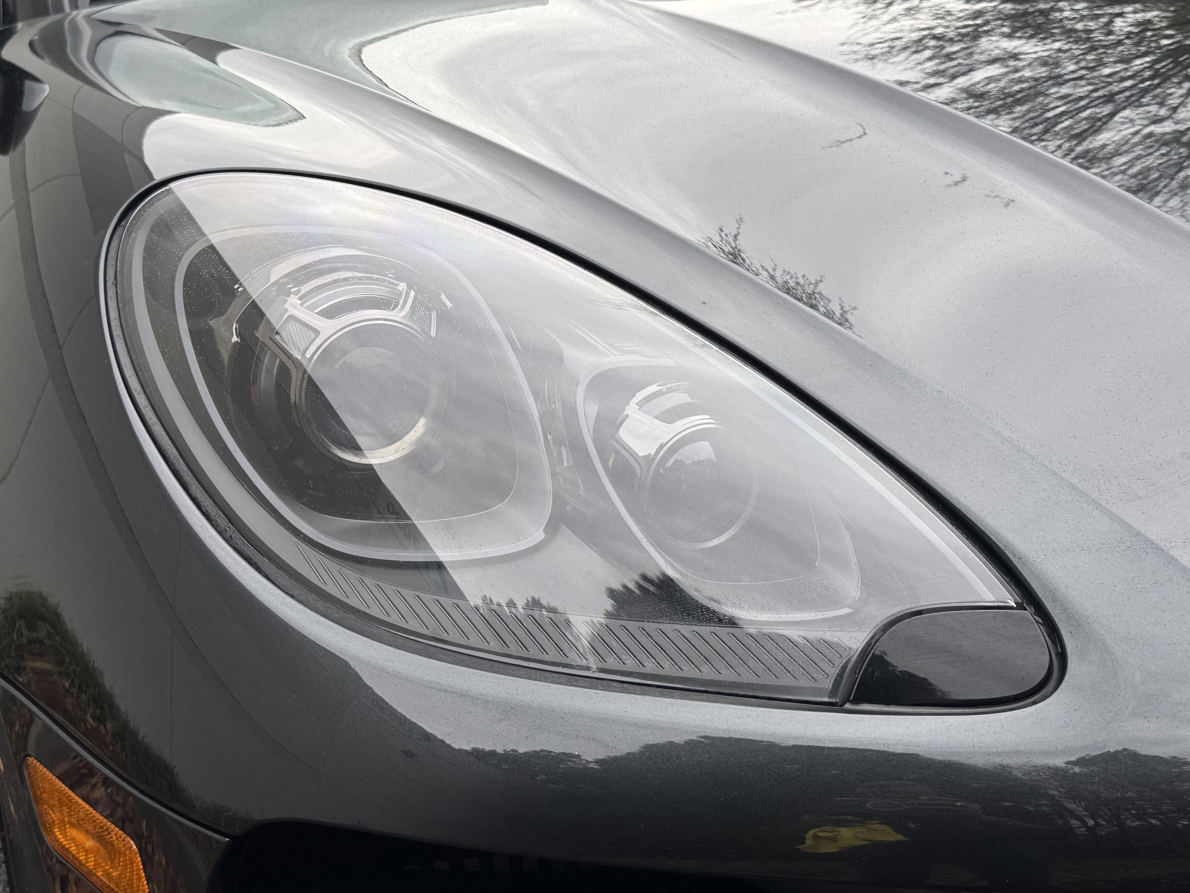 Used 2017 Porsche Macan Turbo image 10