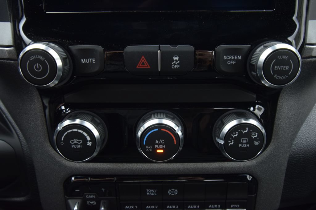 New 2026 RAM 3500 Tradesman w/ Chrome Appearance Group A AWD/4WD image 19