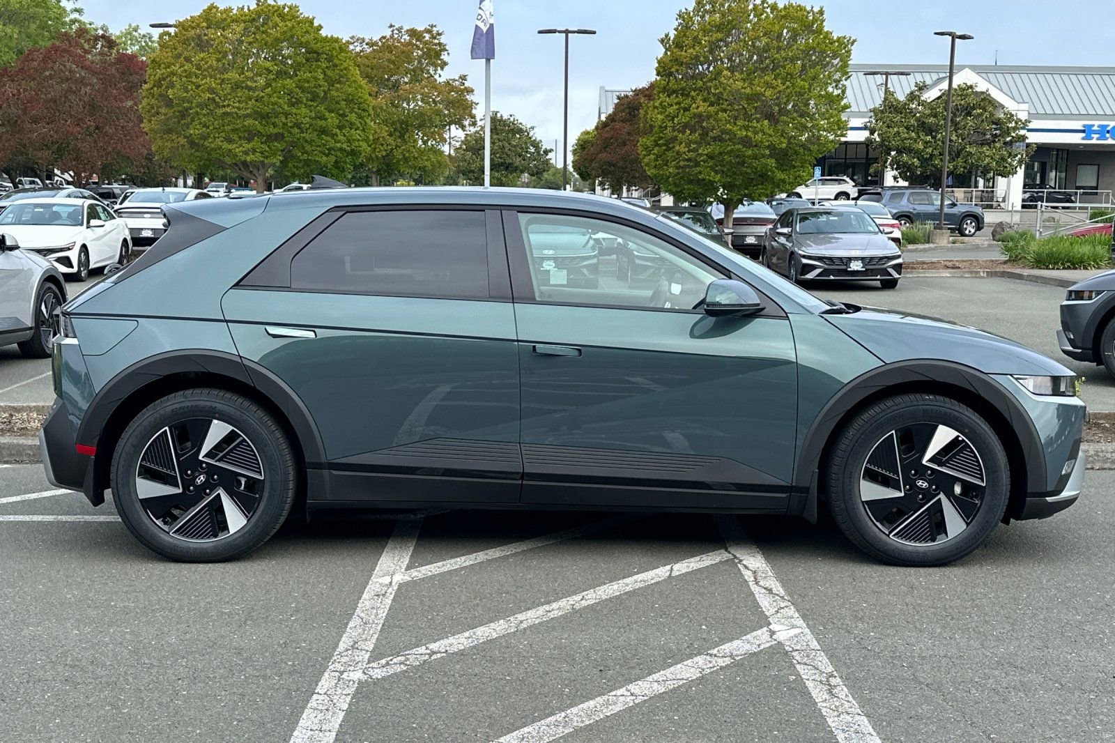 New 2026 Hyundai Ioniq 5 SEL RWD image 3