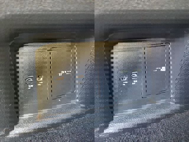 Certified 2023 Volkswagen Atlas SE image 13