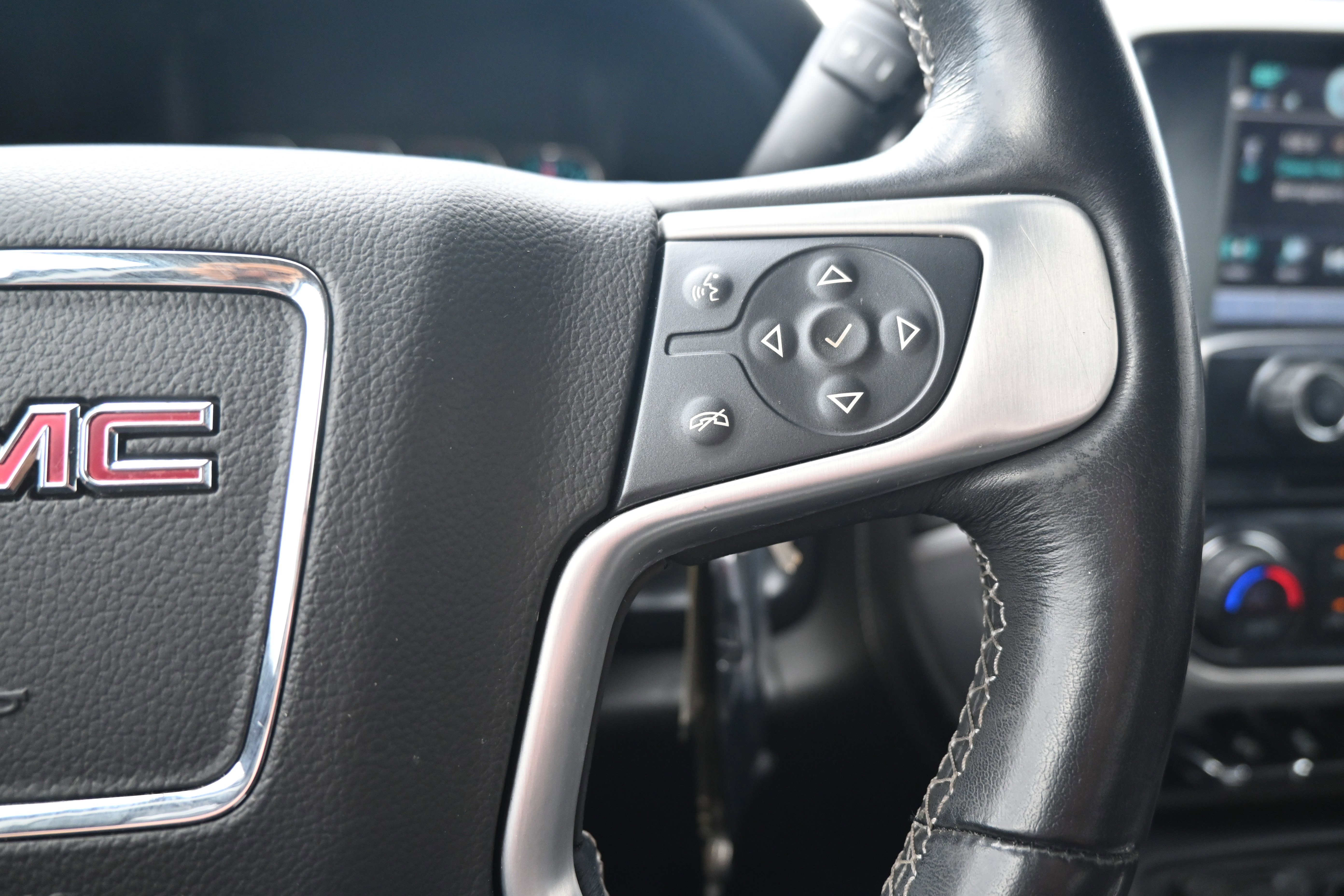 Used 2018 GMC Sierra 1500 SLT image 29