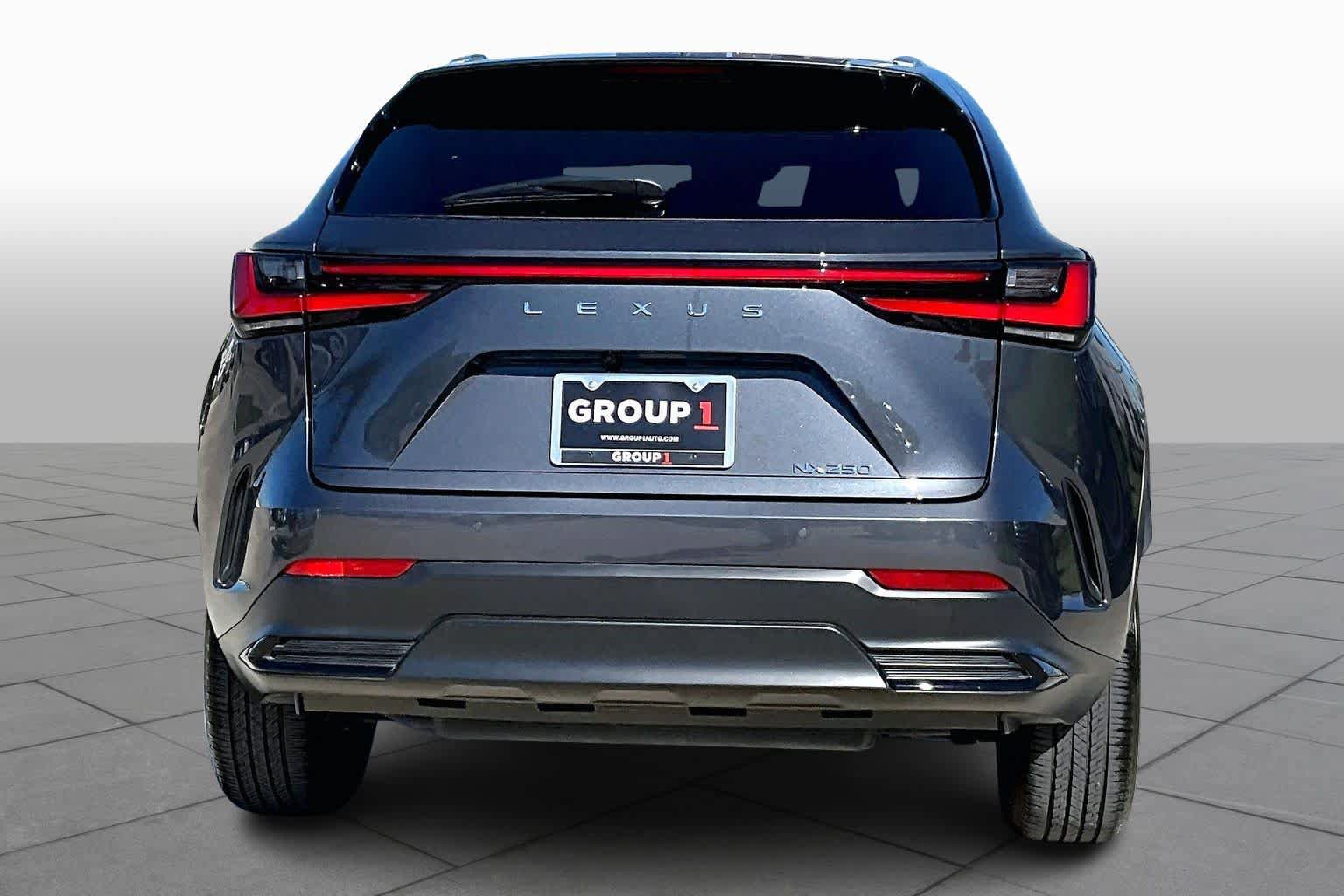 Used 2025 Lexus NX 250 FWD w/ Accessory Package (Z1) image 5