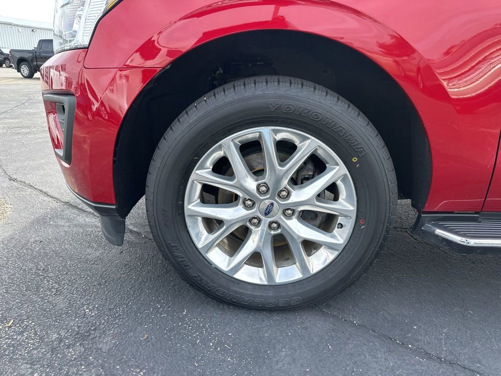 Used 2021 Ford Expedition Max XLT image 21