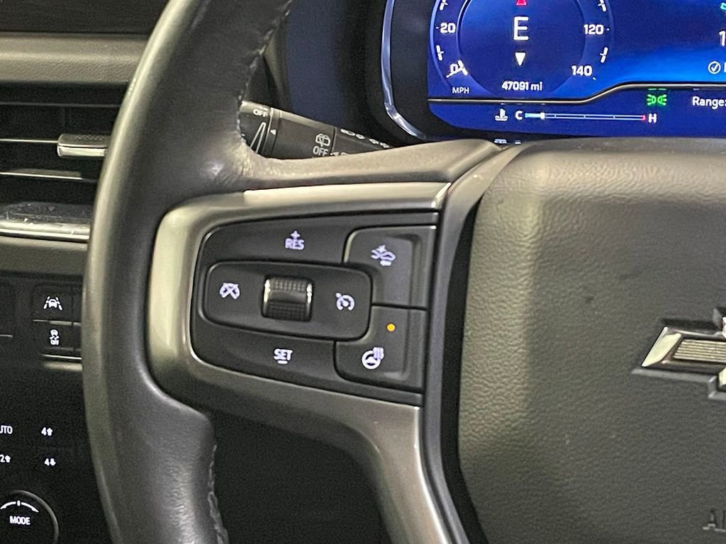 Used 2022 Chevrolet Tahoe Z71 w/ Luxury Package image 35