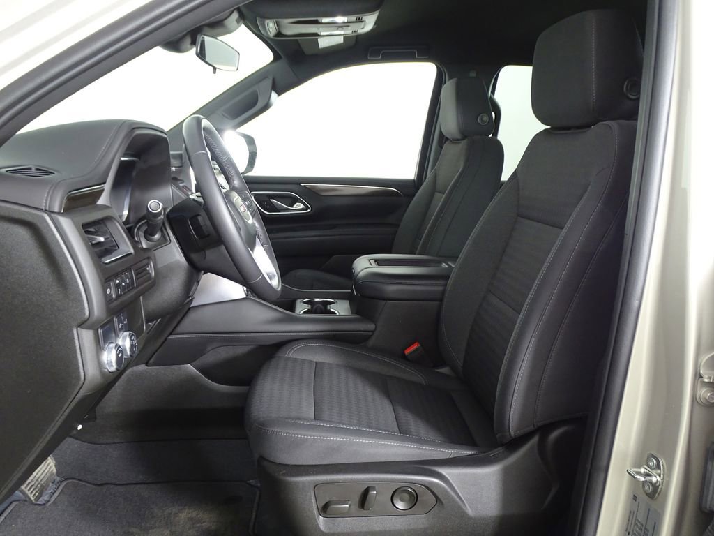 Used 2023 GMC Yukon SLE image 11