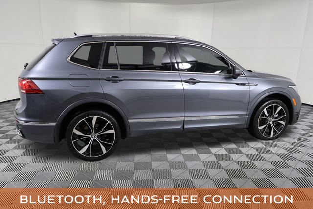 Used 2022 Volkswagen Tiguan SEL R-Line AWD/4WD image 4