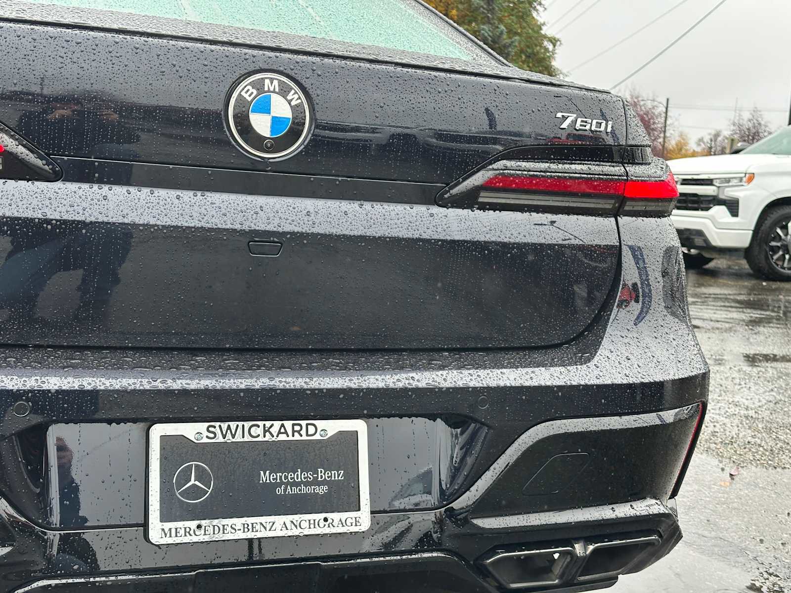 Used 2023 BMW 760i xDrive image 13