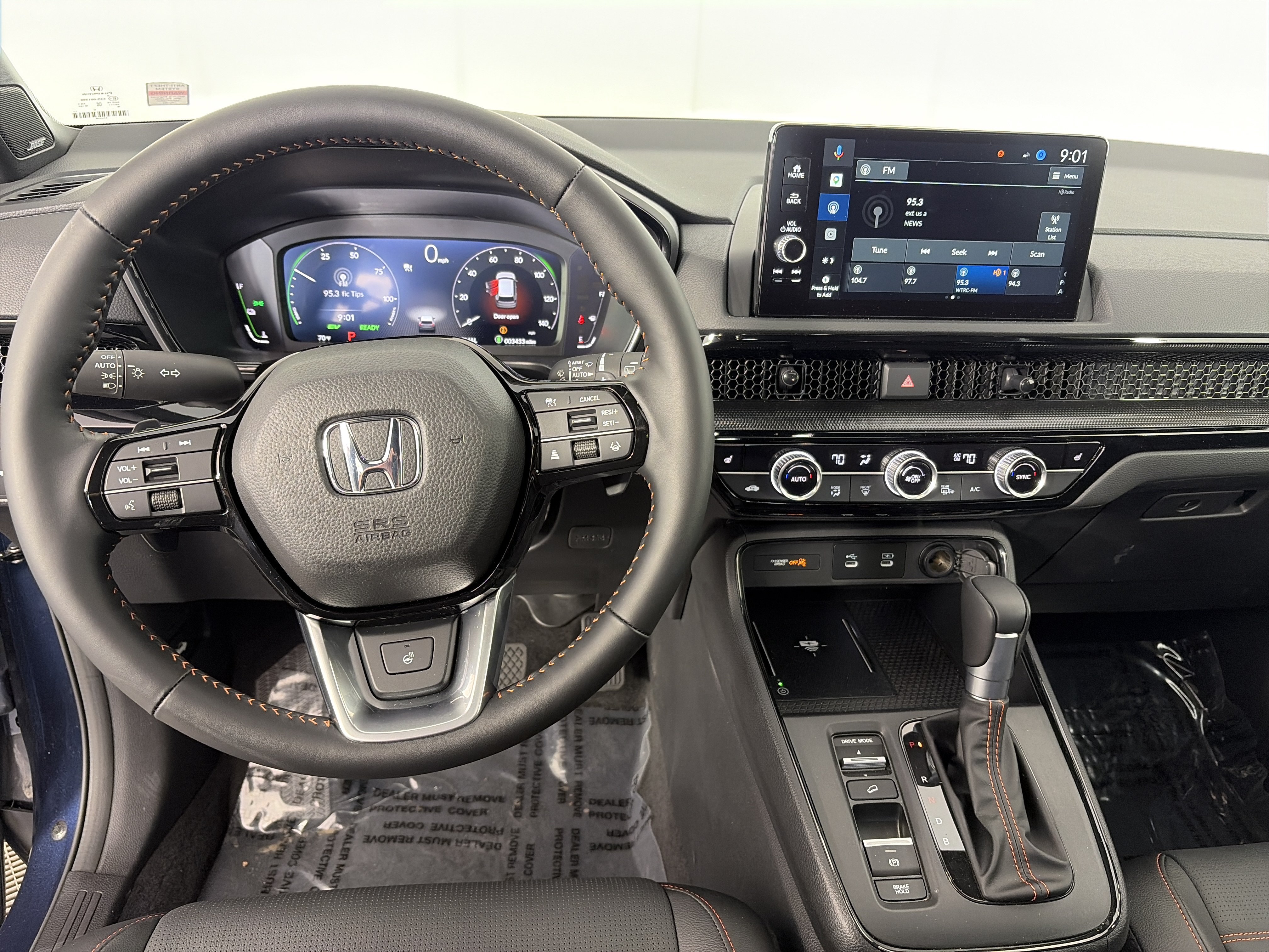Used 2026 Honda CR-V Sport Touring image 3