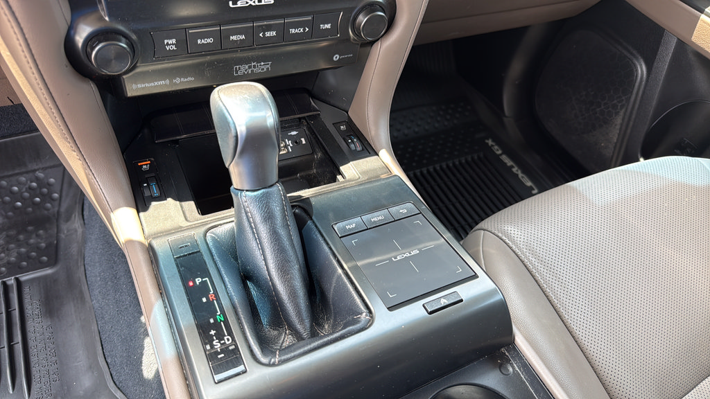 Used 2022 Lexus GX 460 Premium w/ Premium Plus Package AWD/4WD image 30