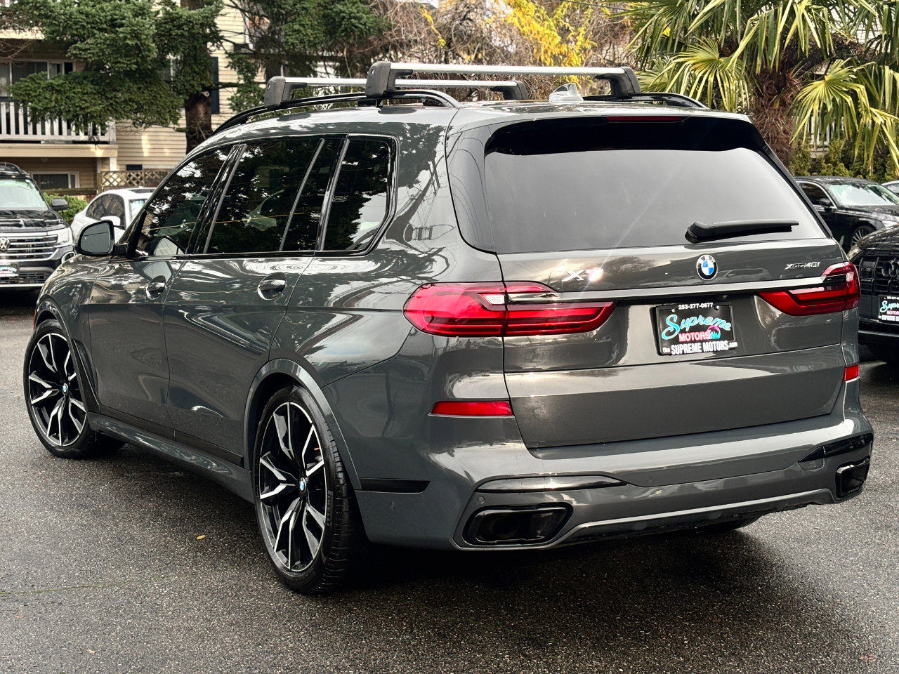 Used 2022 BMW X7 xDrive40i w/ M Sport Package image 11