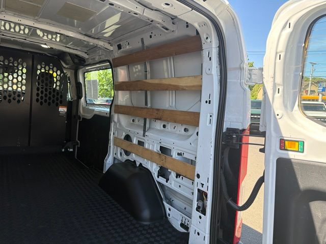 Used 2025 Ford Transit 250 Low Roof w/ Exterior Upgrade Package RWD image 42
